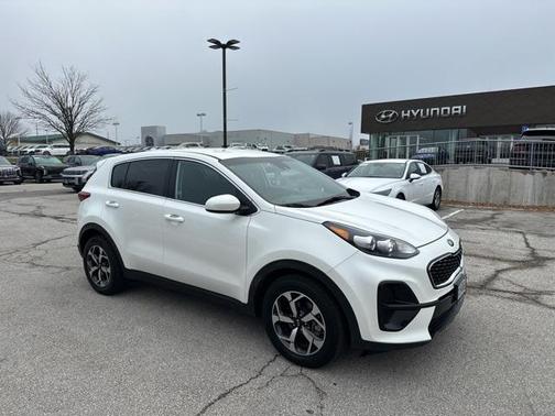 2022 Kia Sportage LX