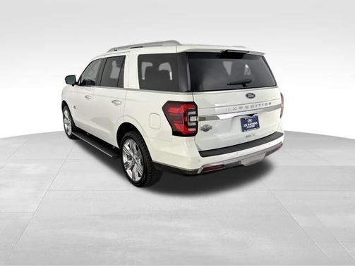 Star White Metallic Tri-Coat 2023 Ford Expedition King Ranch