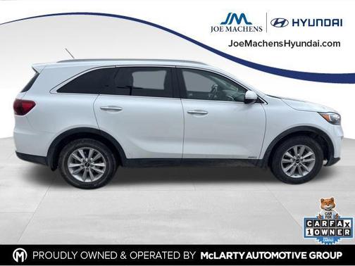 Snow White Pearl 2020 Kia Sorento LX