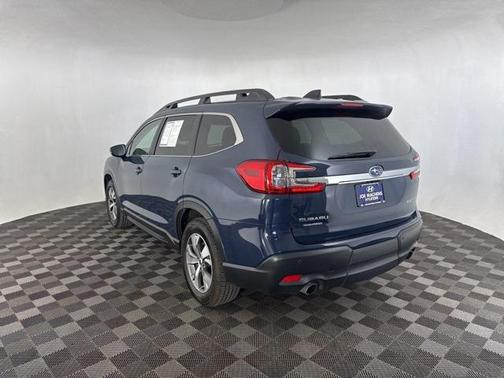 2024 Subaru Ascent Premium 8-Passenger
