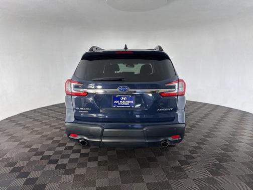 2024 Subaru Ascent Premium 8-Passenger