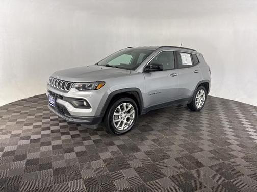 2023 Jeep Compass Latitude Lux