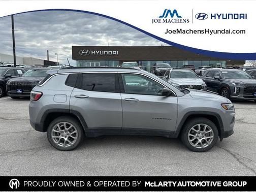 2023 Jeep Compass Latitude Lux