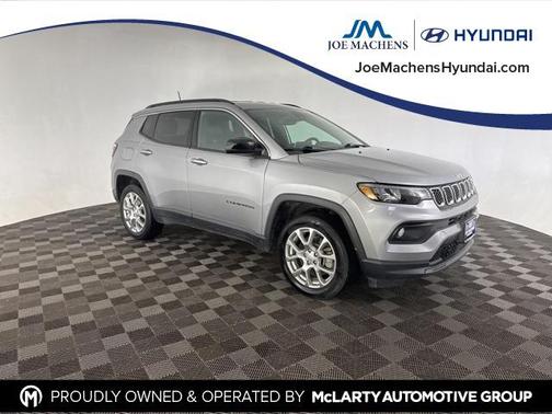 2023 Jeep Compass Latitude Lux