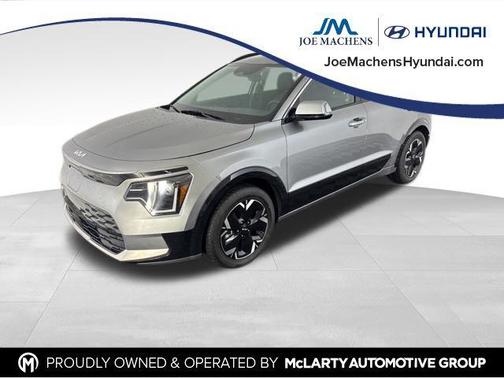 Steel Gray 2023 Kia Niro EV Wind