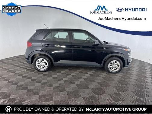 2023 Hyundai VENUE SE