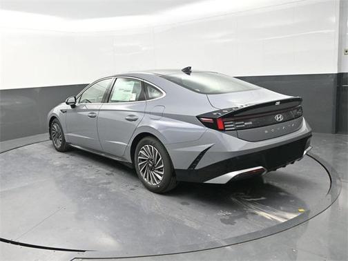2026 Hyundai SONATA Hybrid SE