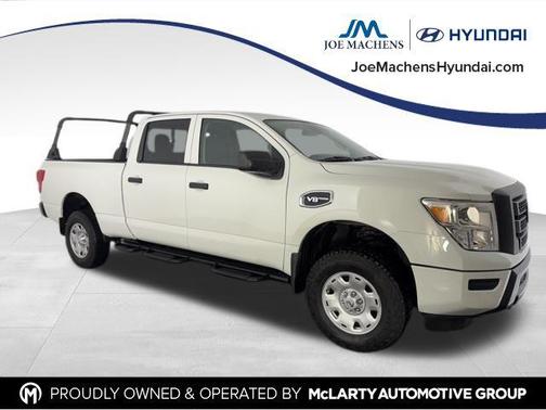 Glacier White 2022 Nissan Titan XD S