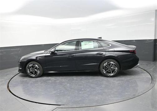 2026 Hyundai SONATA SEL