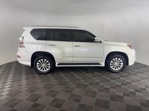 2017 Lexus GX 460 Base