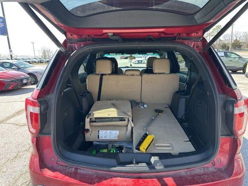 Ruby Red Metallic 2016 Ford Explorer XLT