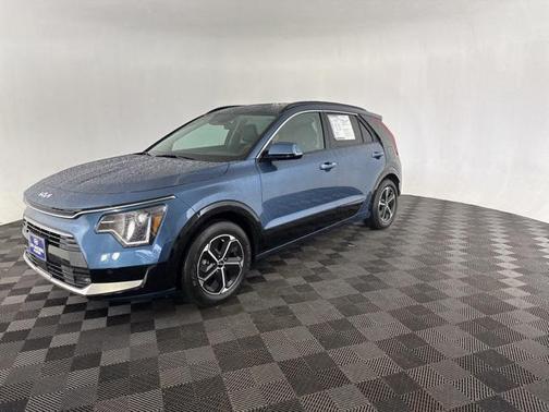 2024 Kia Niro SX