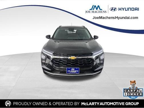 Mosaic Black Metallic 2024 Chevrolet Trax LT