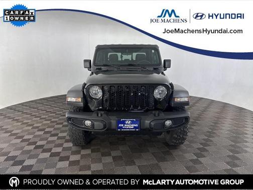 2022 Jeep Gladiator Sport