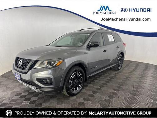 2019 Nissan Pathfinder SV