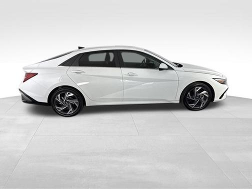 Serenity White 2025 Hyundai ELANTRA SEL