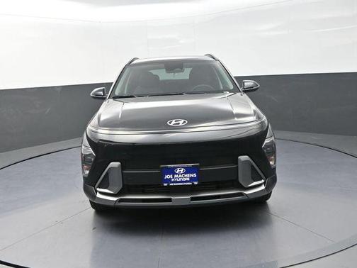 Abyss Black Pearl 2026 Hyundai KONA SEL Premium