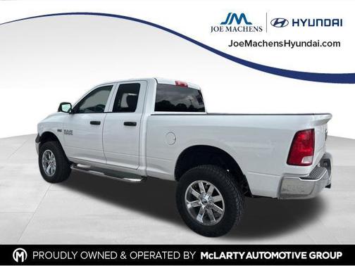 Bright White Clearcoat 2018 RAM 1500 ST