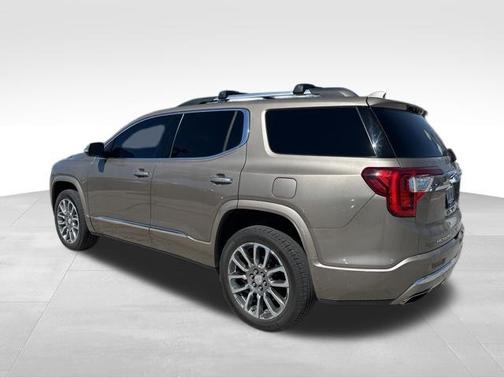 Light Stone Metallic 2023 GMC Acadia Denali