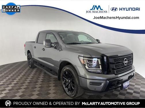 2024 Nissan Titan SV