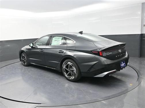 2026 Hyundai SONATA SEL