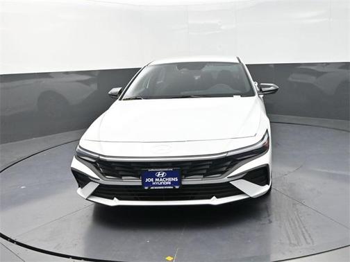 2025 Hyundai ELANTRA HEV SEL Sport