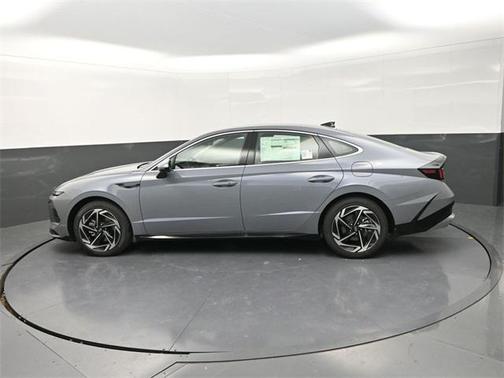 2026 Hyundai SONATA SEL