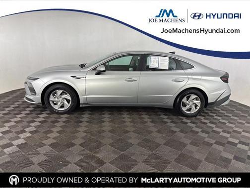 2025 Hyundai SONATA SE