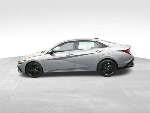 Fluid Metal 2026 Hyundai ELANTRA Sport