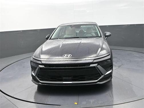 2026 Hyundai SONATA Hybrid Base