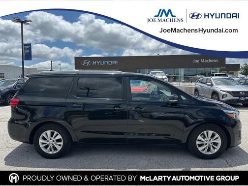 2018 Kia Sedona LX