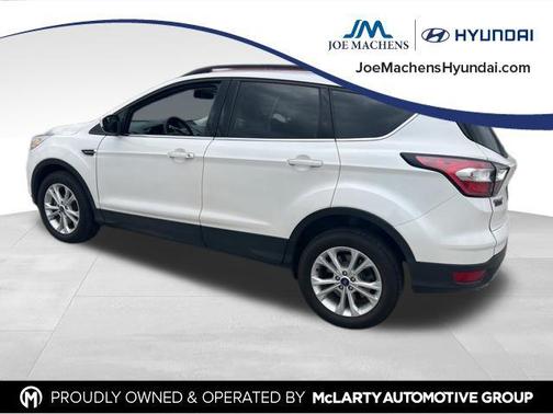White Platinum Clearcoat Metallic 2018 Ford Escape SE