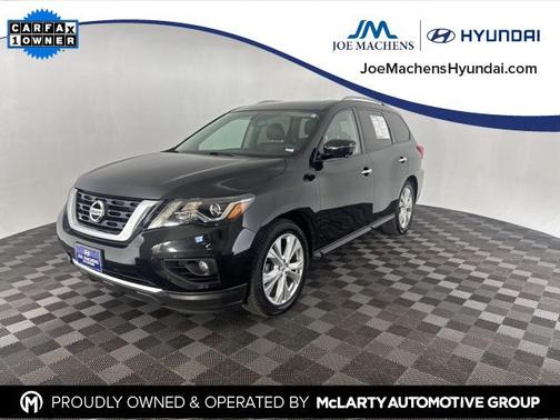2019 Nissan Pathfinder SL