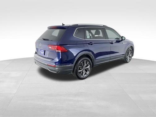Atlantic Blue Metallic 2022 Volkswagen Tiguan 2.0T SE