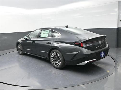 2026 Hyundai SONATA Hybrid SE