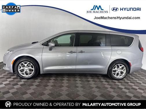 2018 Chrysler Pacifica Touring Plus
