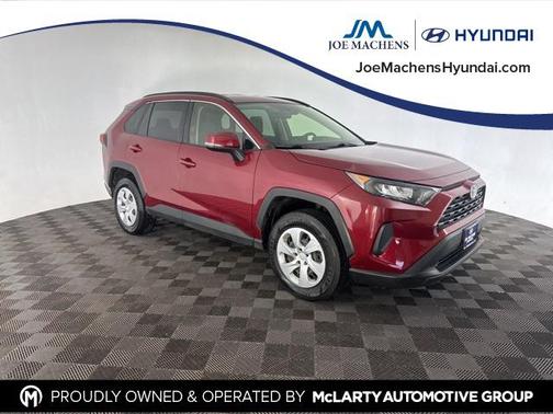 2020 Toyota RAV4 LE