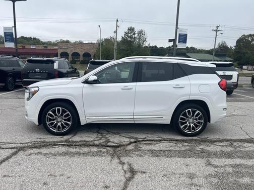 2023 GMC Terrain Denali