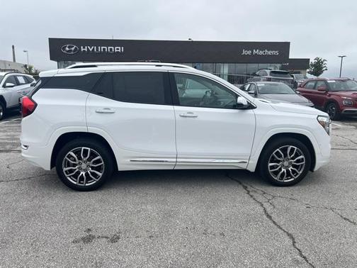2023 GMC Terrain Denali