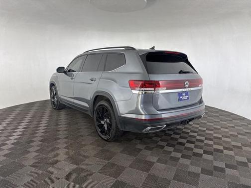 2024 Volkswagen Atlas 2.0T SE w/Technology 4MOTION