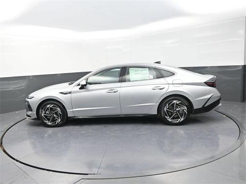 2026 Hyundai SONATA SEL