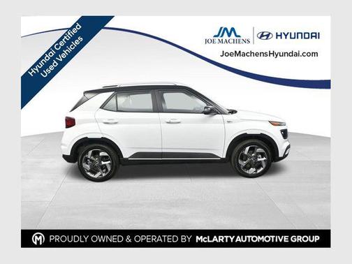 Lunar White w/Black Roof 2025 Hyundai VENUE Limited