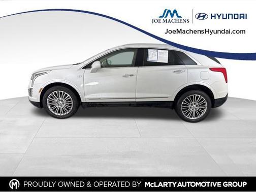 Crystal White Tricoat 2017 Cadillac XT5 Platinum