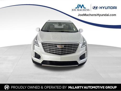 Crystal White Tricoat 2017 Cadillac XT5 Platinum