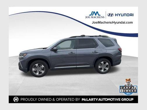 Modern Steel Metallic 2023 Honda Pilot AWD EX-L 8 Passenger