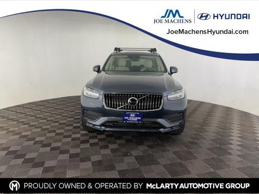 2021 Volvo XC90 T6 Momentum