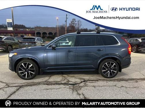 2021 Volvo XC90 T6 Momentum