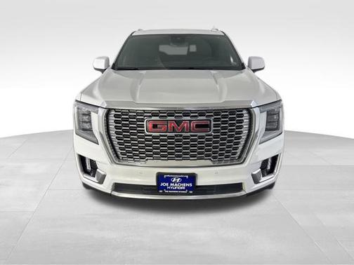 Summit White 2023 GMC Yukon Denali