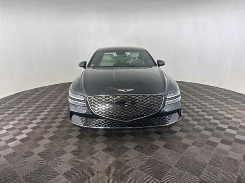 2023 Genesis Electrified G80 Base