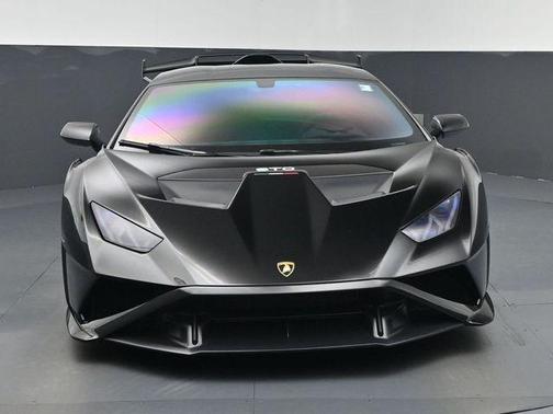 Nero Noctis Metallic 2022 Lamborghini Huracan STO Coupe